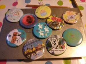 Buttons basteln mit Kindern