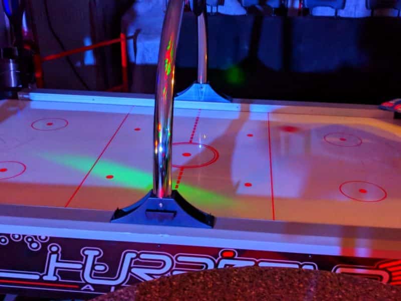 Airhockey-Tisch