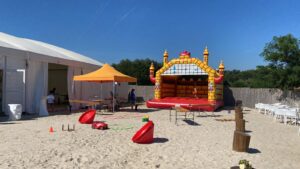 Ritterburg Hüpfburg - Firmenfest am See